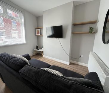 2 bedroom terraced house to rent - Photo 5