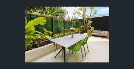 Coastal Courtyard Retreat Just Moments from the Beach - Photo 4