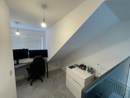 1 bedroom flat to rent - Photo 4
