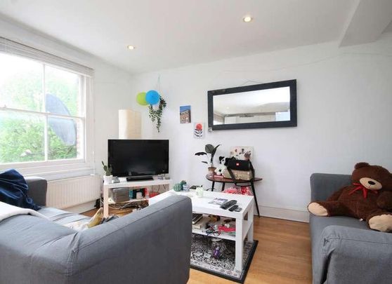 Hartham Road, Islington, N7 - Photo 1