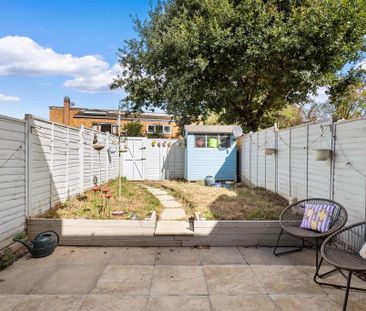 2 bedroom terraced house to rent - Photo 5