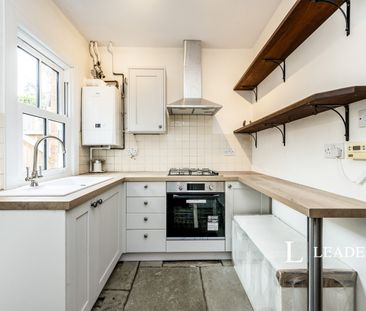 2 bedroom cottage to rent Mill Street, Newport Pagnell, MK16 - Photo 3