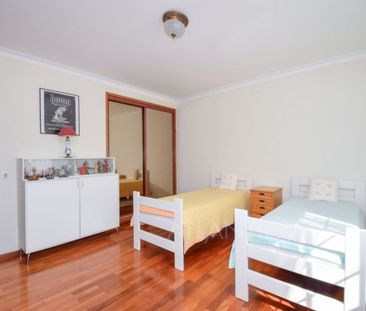 3 room luxury House for rent in Cascais e Estoril, Portugal - Photo 5