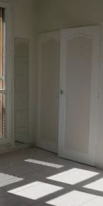 AIX EN PROVENCE - A LOUER - 2 PIECES PROCHE PLACE BELLEGARDE - Photo 4