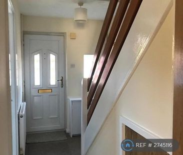 2 bedroom terraced house to rent - Photo 3