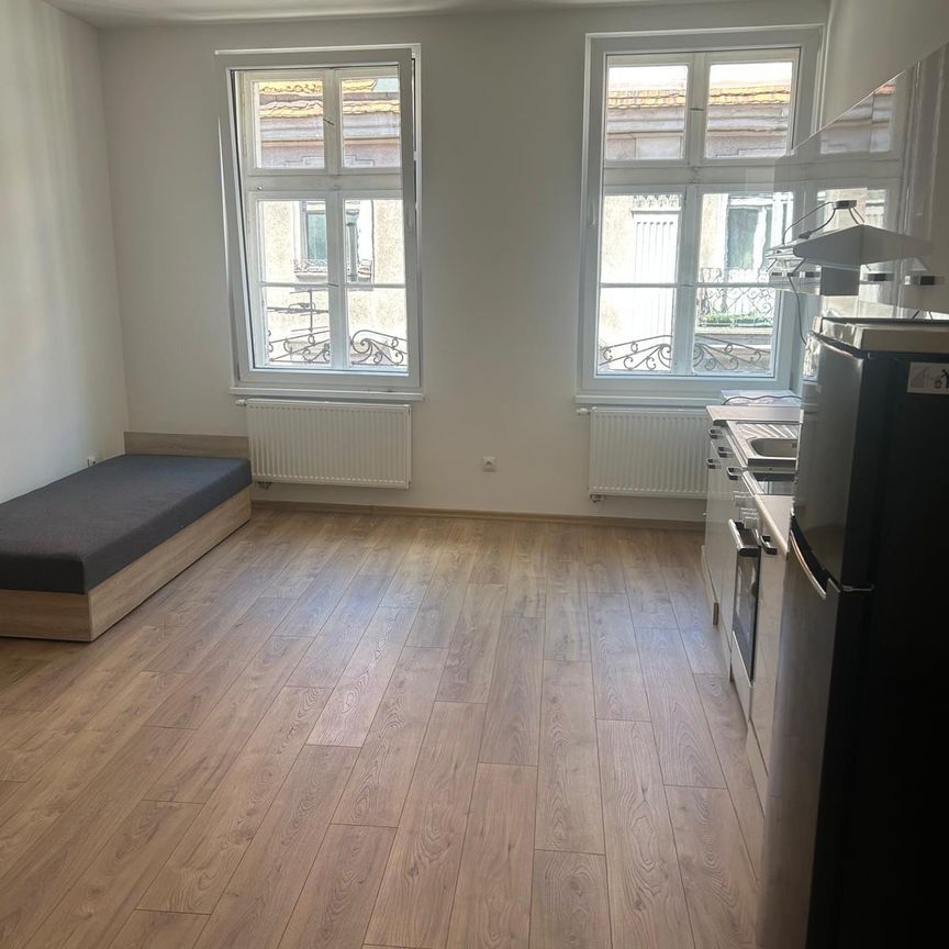 Mieszkanie bezczynszowe na wynajem – 32 m² | Centrum Kalisza | Po generalnym remoncie - Photo 1