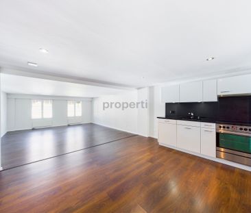 Spacious 3.5-room apartment in the heart of Wil’s city center - Photo 2