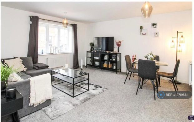 2 bedroom flat to rent - Photo 1