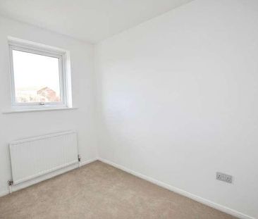 Colebrook Lane, Loughton, Essex, IG10 - Photo 1