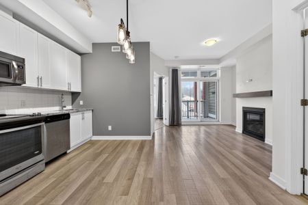 For Lease - 40 Horseshoe Boulevard Unit# 305, Oro-Medonte, Ontario - Photo 2