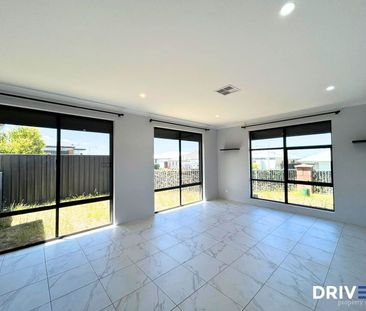 Modern Comfort & Style in Banksia Grove - Photo 4