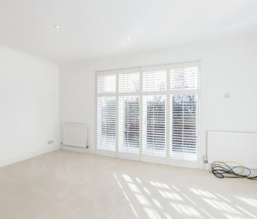 3 bedroom townhouse to rent - Photo 3