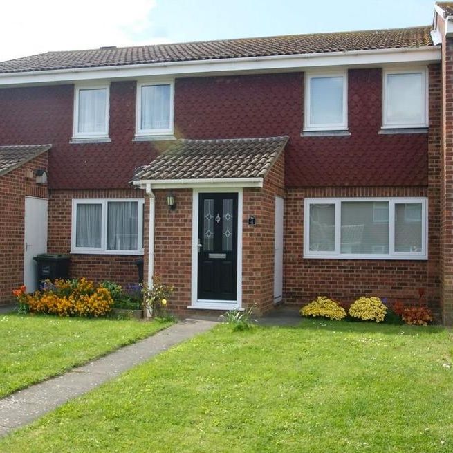 2 bedroom terraced house to rent - Photo 1