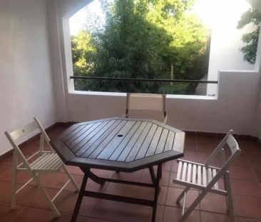 Alquiler de piso en Calle Jardines de España - Photo 3