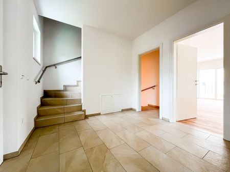 WOHNGLÜCK – Erstbezug Doppelhaushälfte mit Garten und Carport in Großraming - Photo 2