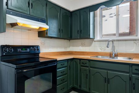 For Lease - 326 East 19th Street Unit# Main Floor, Hamilton, Ontario - Photo 5