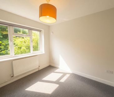 2 bedroom maisonette to rent - Photo 3