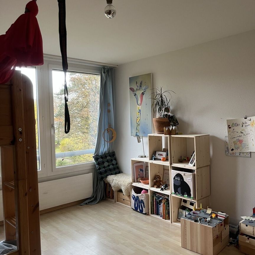 APPARTEMENT DE 4 PIÈCES À HINTERKAPPELEN (BE), MEUBLÉ, TEMPORAIRE - Photo 1