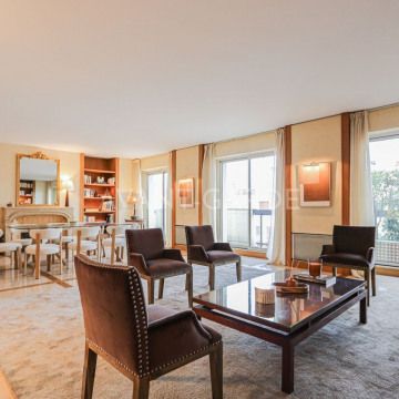 Appartement • La Plaine des Sablons - Photo 1