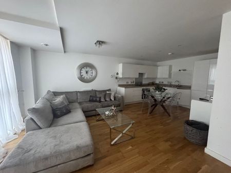 1 Bed Flat, Waterfield House, HA0 - Photo 5