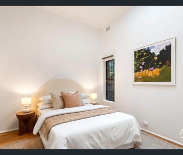 Charming Parks-Side Home in the Heart of Alexandria - Photo 4