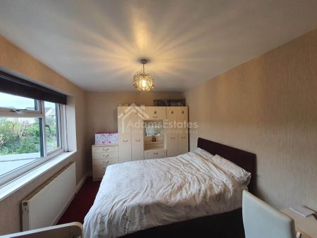 Price £850 pcm - Available Now - Unfurnished - Photo 3