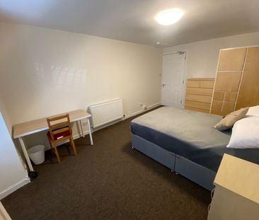 Room in a Shared Flat, Clutha Street, G51 - Photo 5