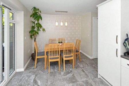 31, Piebridge Way, Leeds, West Yorkshire, LS12 6ES - Photo 3