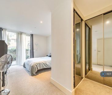 3 bedroom flat to rent - Photo 5