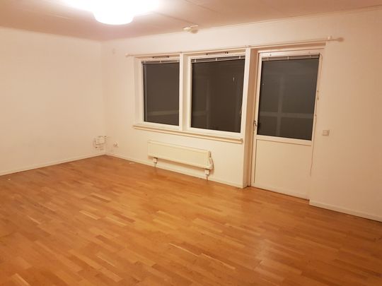 Vårvägen, Skultuna - Foto 1