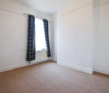 Parking to rent - Photo 1