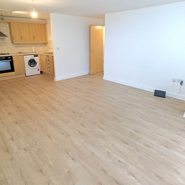 Tudor Way, Woking, Surrey, GU21 - Photo 1