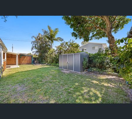 44 Namba St, Pacific Paradise, Qld 4564 - Photo 3