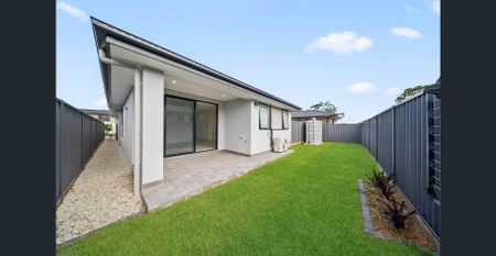 Stunning Duplex Home with Ducted Air & Alfresco - Photo 5