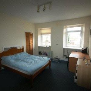 Student Properties to Let - Photo 1