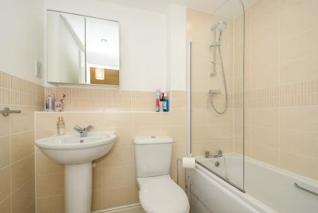 2 bedroom terraced house to rent - Photo 3
