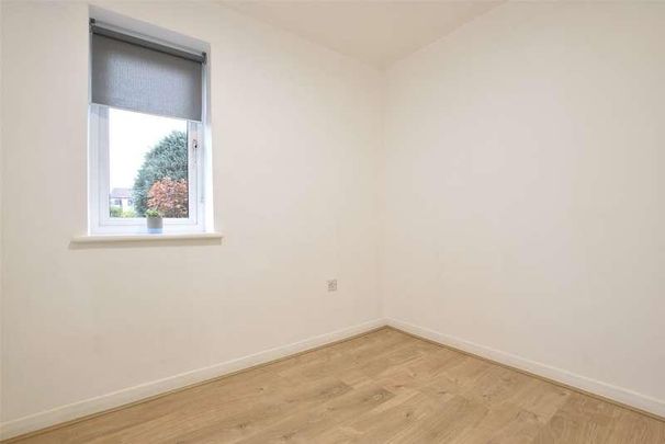 Squires Leaze, Thornbury, Bristol, Gloucestershire, BS35 - Photo 1