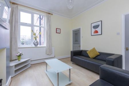 4 bedroom terraced house to rent - Photo 2