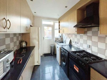 Langley Broom, Slough, SL3 - Photo 4