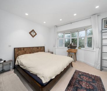 4 bedroom semi-detached house to rent - Photo 1