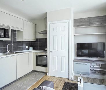 Studio to rent - Photo 6