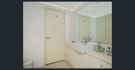 6/138 Mounts Bay Road, Perth, WA 6000 - Photo 5