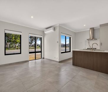 Low Maintenance Living in Henley Brook - Photo 1