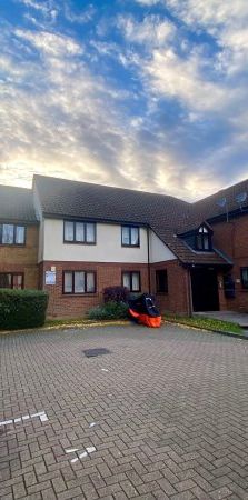 Eagle Drive, NW9, Property for rent - Photo 1