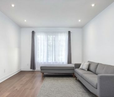 For Lease - 16 Gibbon Drive, Barrie, Ontario - Photo 2