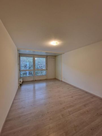 "Grossräumige, helle 4.5-Z-Wohnung mit Balkon und herrlicher Aussicht!" - Photo 5