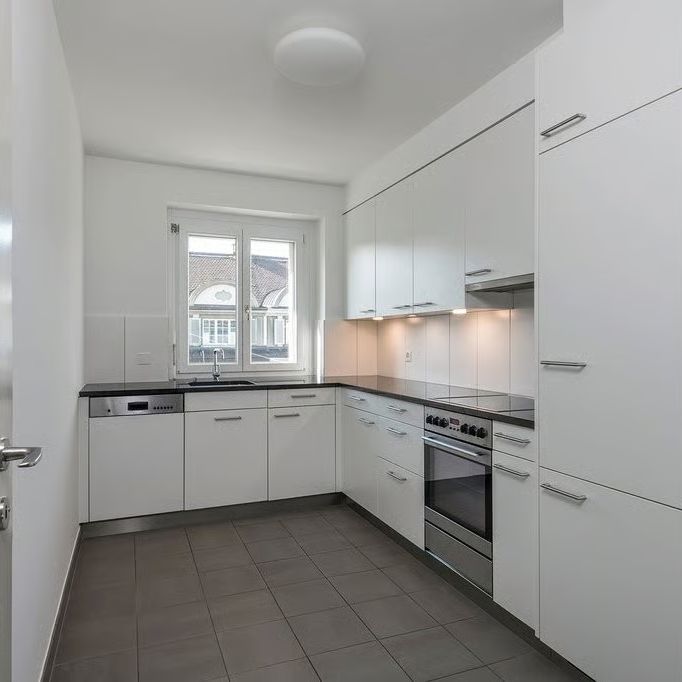 4 Zimmer, 92 m², 2. Stock - Photo 1