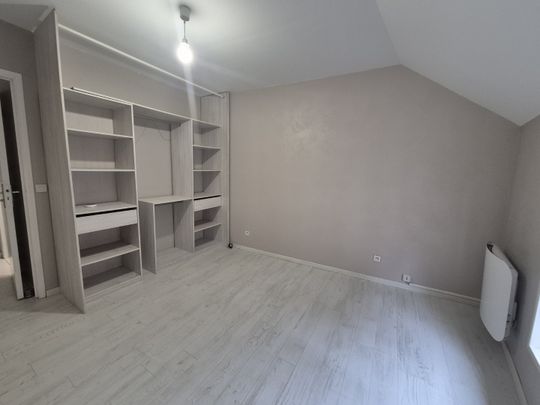 Location Maison 2 pièces 44m² LE QUESNOY 59530 - Photo 1
