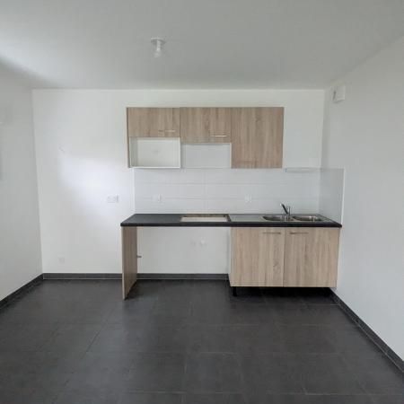 SANS FRAIS D'AGENCE - NI GARANT- APPARTEMENT T3 A BRUGES - Photo 1