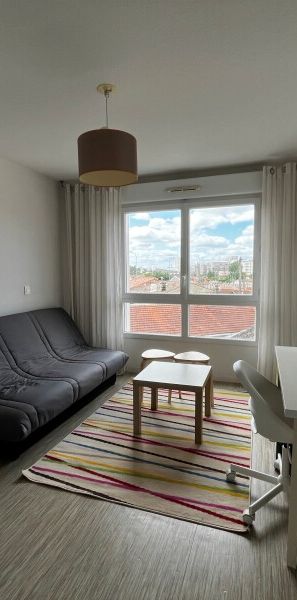 Location Appartement 1 pièce 21m² CENON 33150 - Photo 1